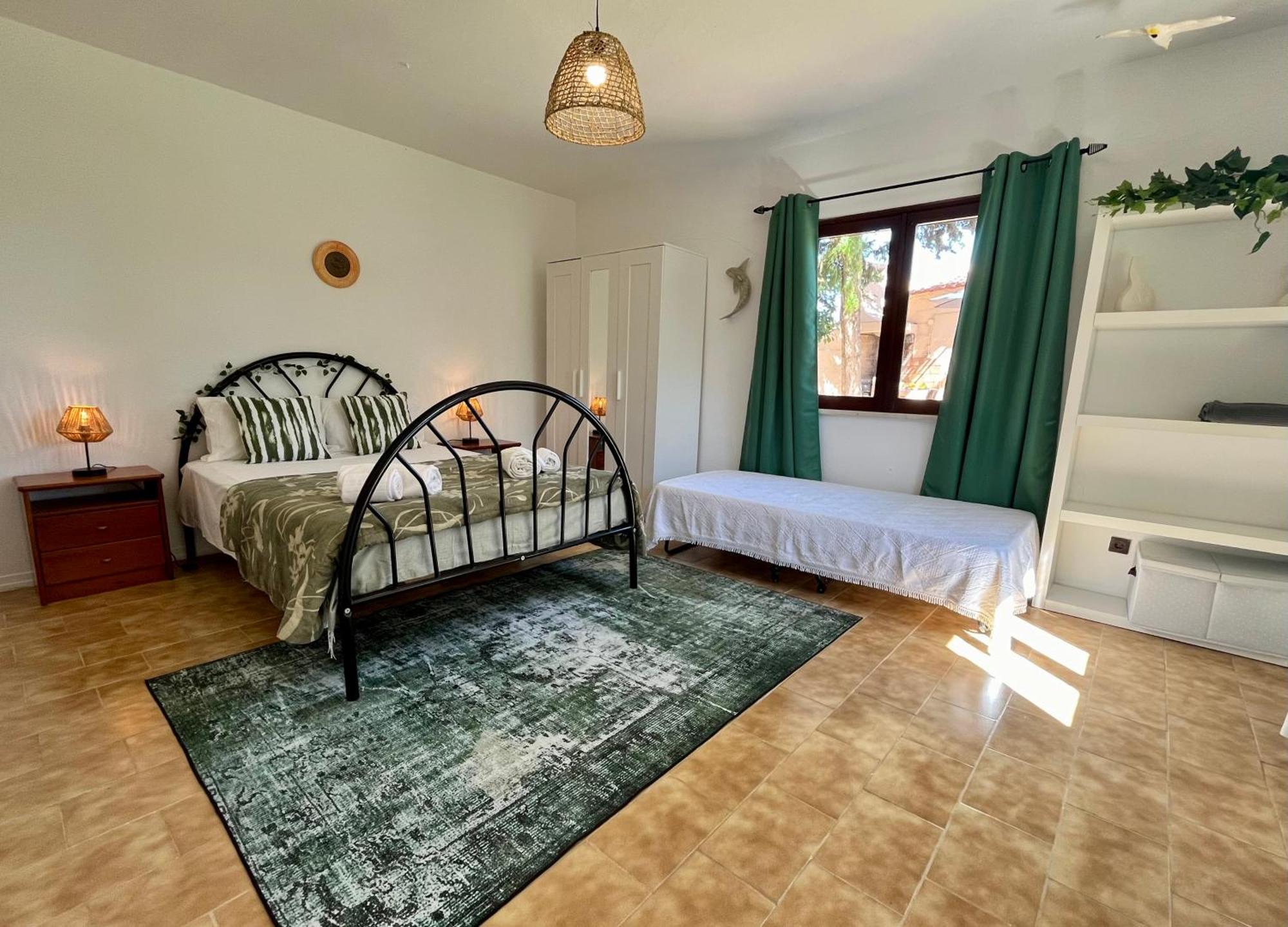 Green Paradise 2room Pool/garden/grill/park *