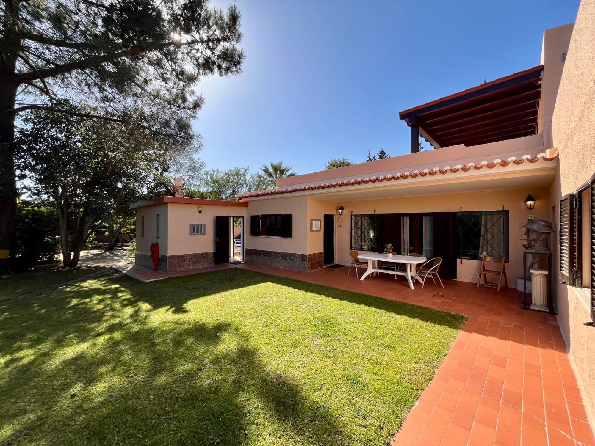 Holiday home Green Paradise 2room Pool/garden/grill/park